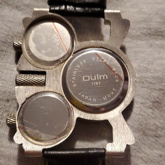 Oulm 3 Face HUGE Men's Analog Quartz Watch Leather Band Silver Cases Black Faces - Picture 6 of 9